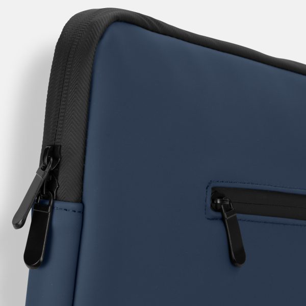 Archer Soft-Touch Laptop Sleeve - Image 4