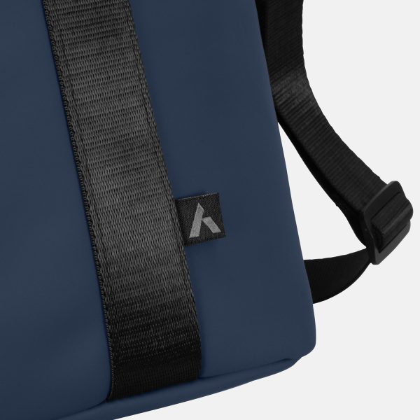 Archer Soft-Touch Cooler Bag - Image 4