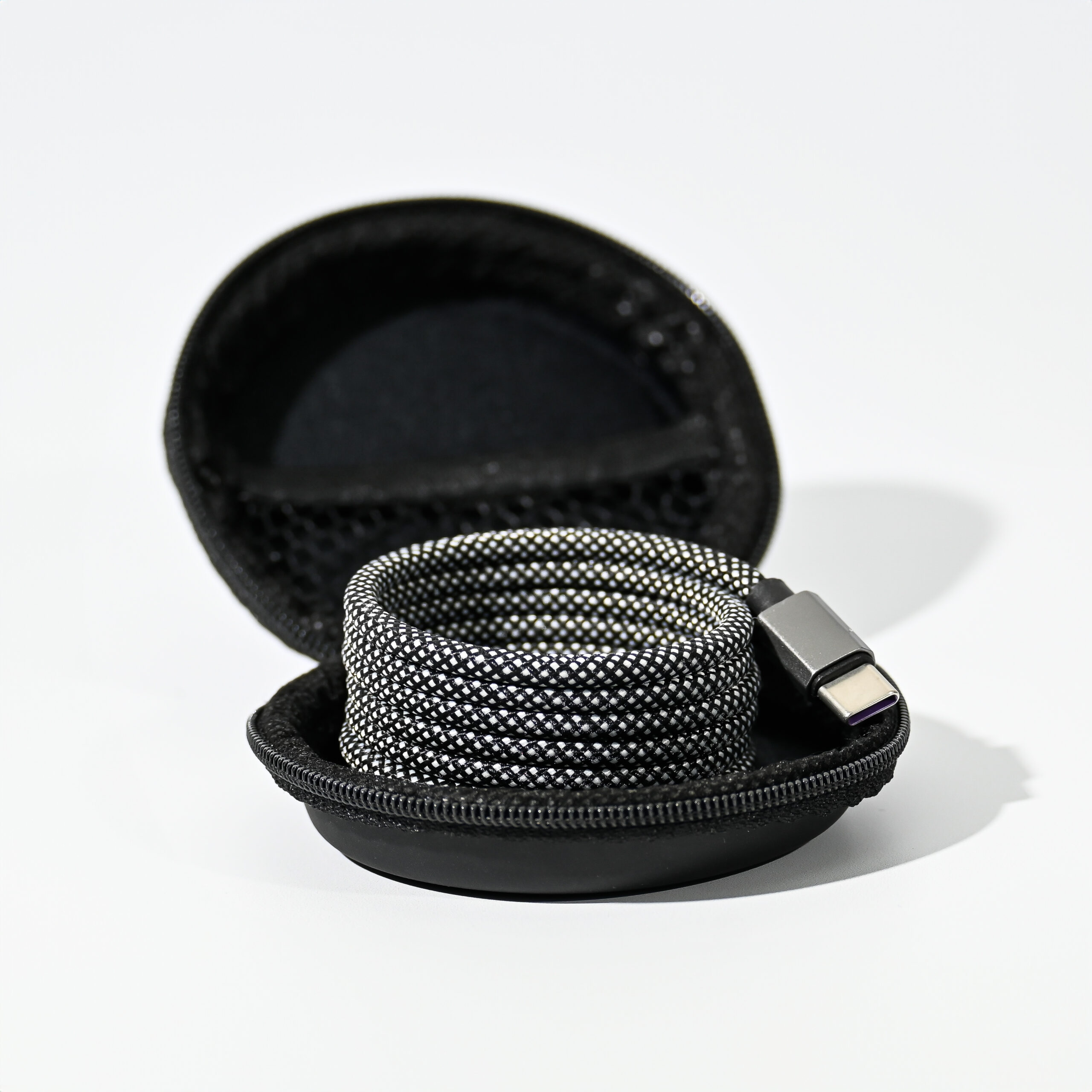 St Patrick Charging Cable - Image 6