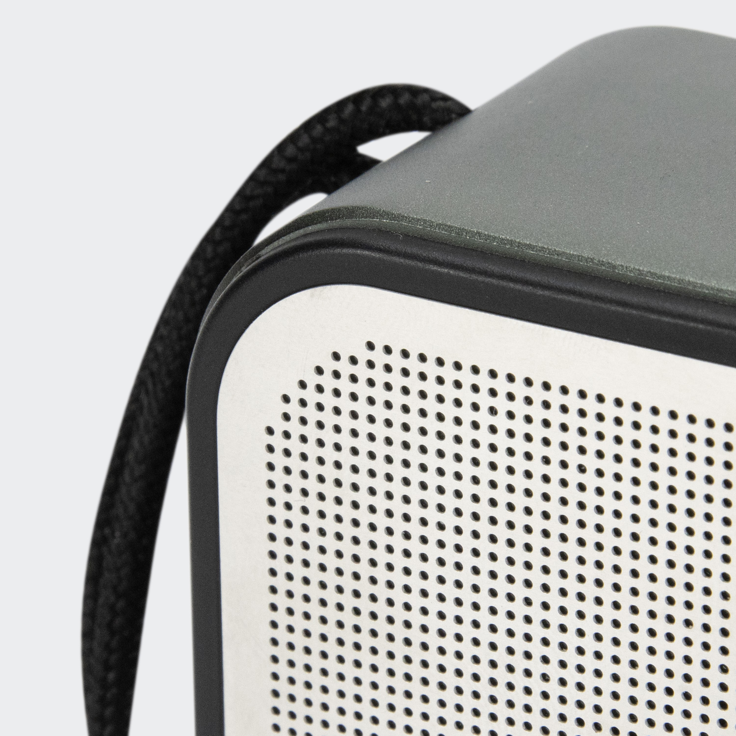 Swiss Peak 10W Bass Speaker - Image 7