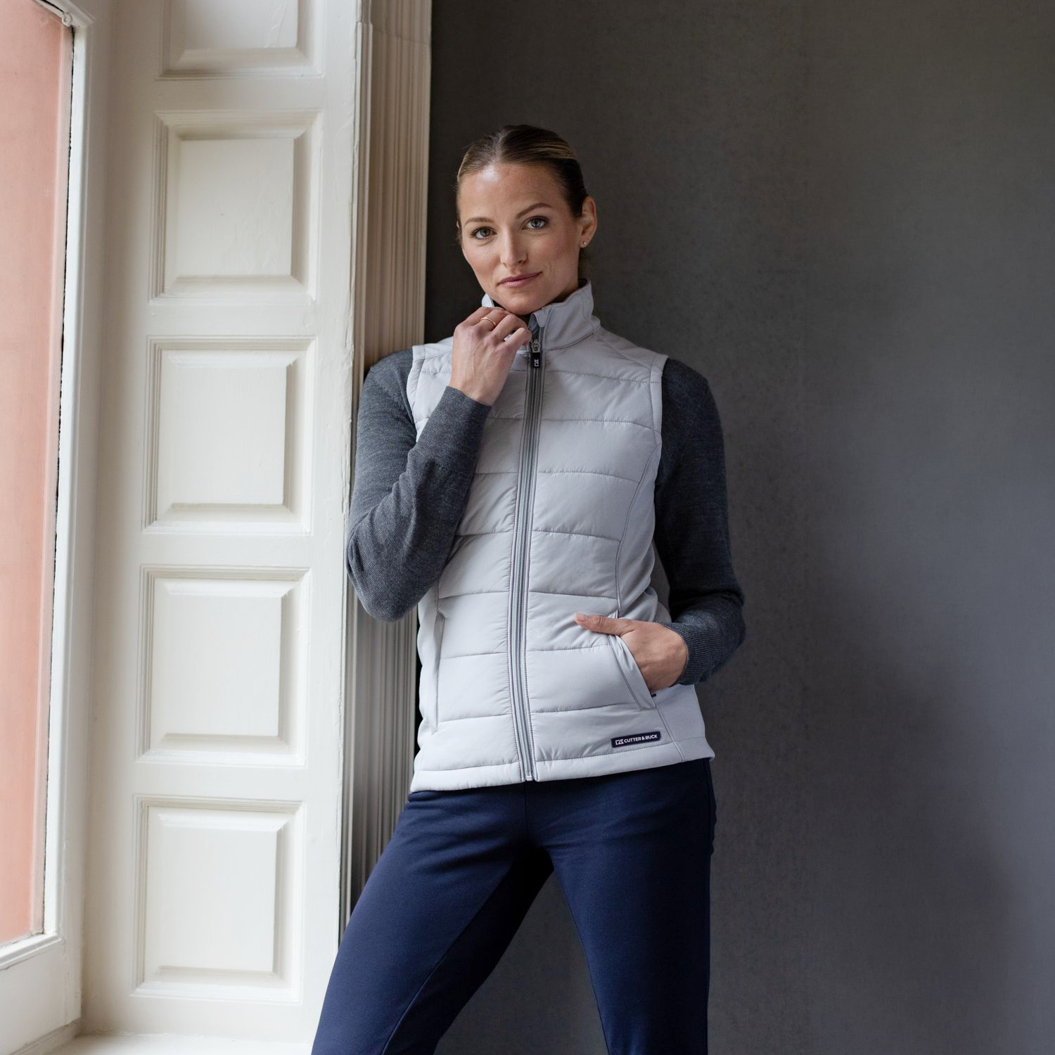 Cutter & Buck Evoke Hybrid Vest - Image 4