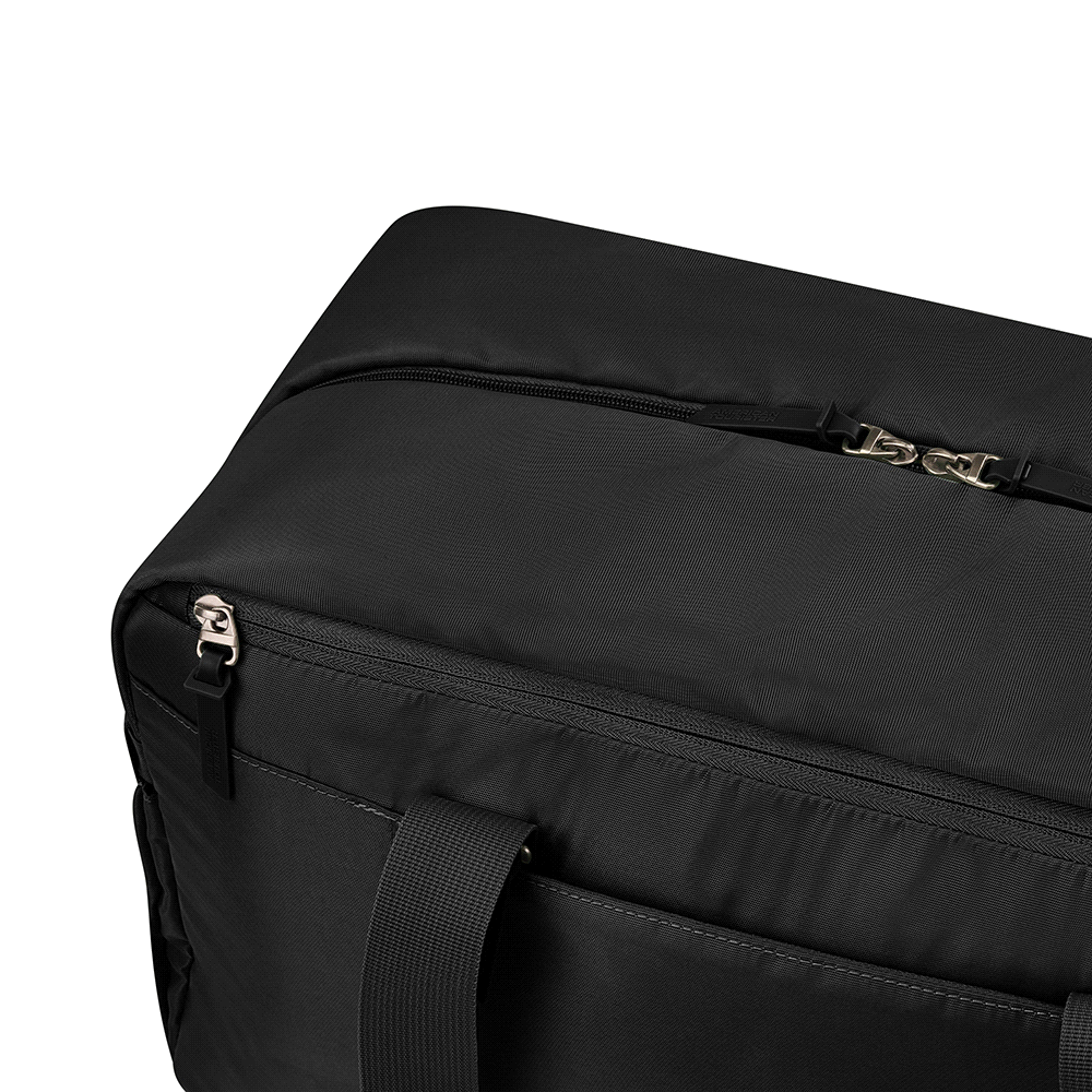 American Tourister Urban Groove Duffel - Image 17